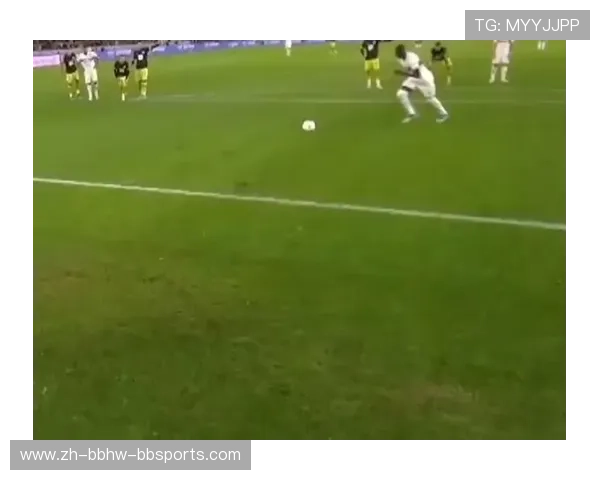 黄金脚法足球精英选拔擂台